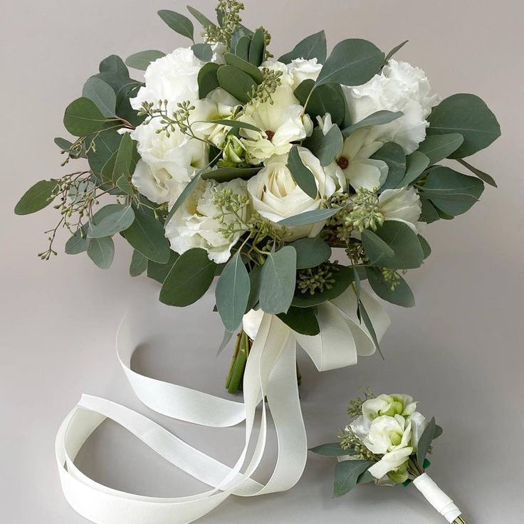 Ramo de novia "Roses and Eucalyptus"